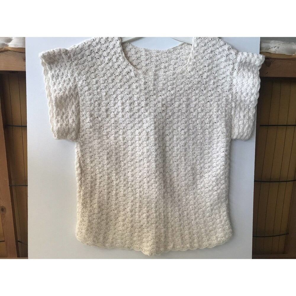 Unbranded Hand Knit Sweater Ivory SzXS Scallop Pattern Shoulder Button Pre-Owned